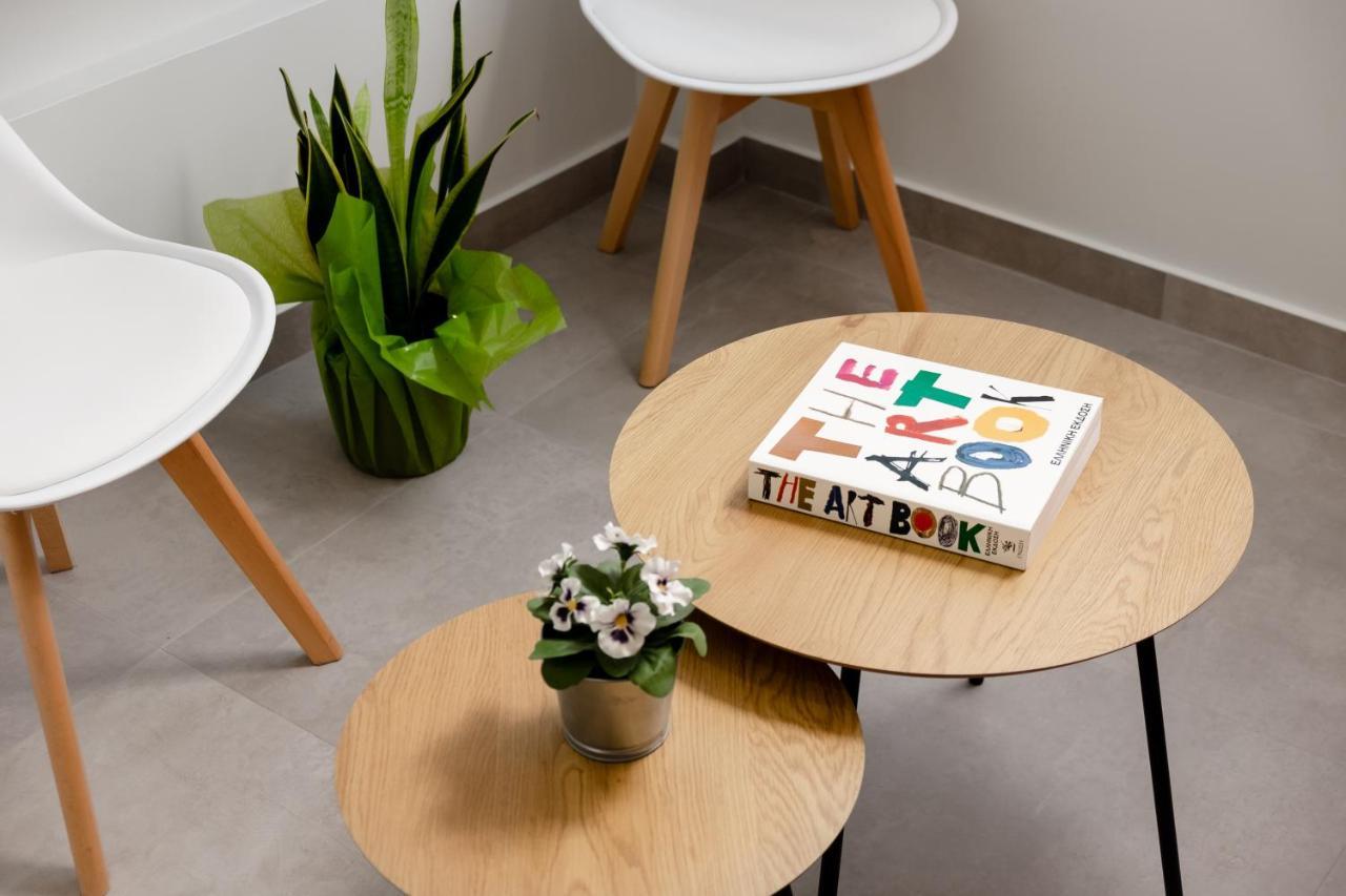 New Luxury Studio In The Heart Of Thiseio. 아테네 외부 사진